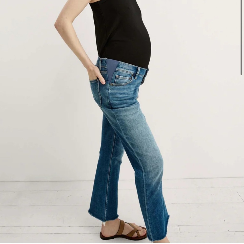 The crop maternity jean in indigo by Hatch